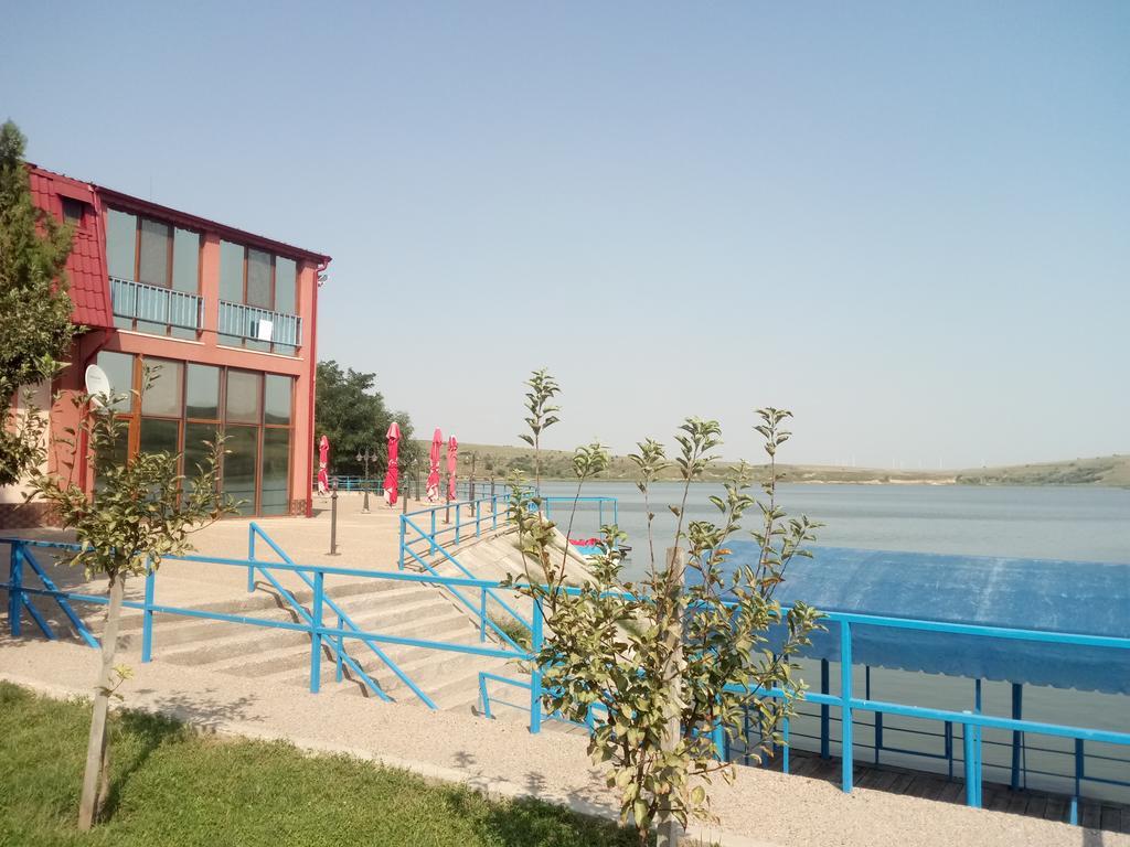 Hotel Complex Domneasca Seimeni Exteriér fotografie